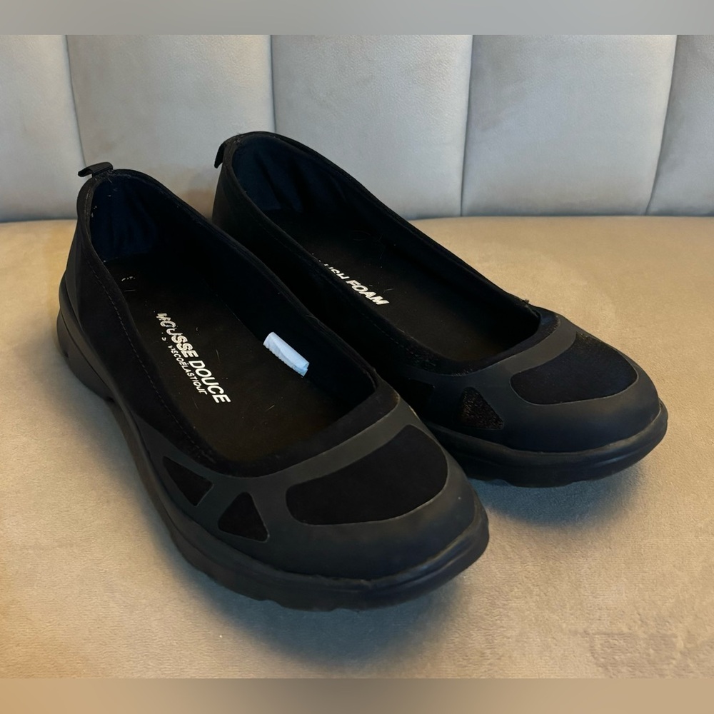 Womens flats